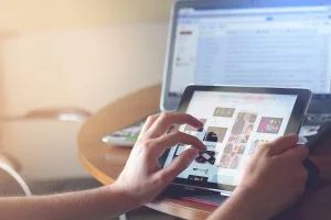 La página web de tu empresa debe estar pensada para beneficiar el crecimiento de tus servicios .